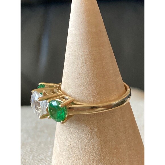 14k yellow gold DQ green CZ Ring size 6 - Picture 2 of 6